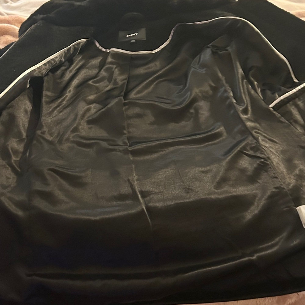DKNY Black Faux Shearling & Leather Trim Mixed Media Coat - Siz XXS - Picture 4 of 6